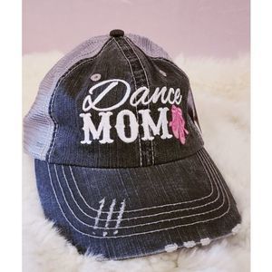 PRICE DROP 🔥 NWT DANCE MOM trucker hat by Katydid